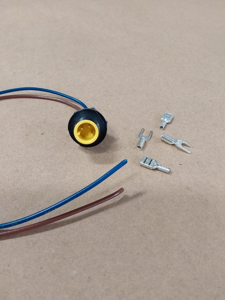 Brad Harrison Molex External thread receptacle HW130A