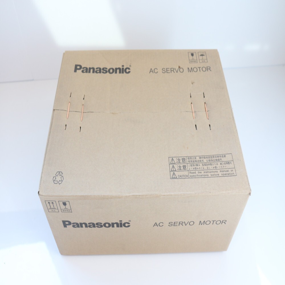 PANASONIC New Servo Motor MHME152S1C