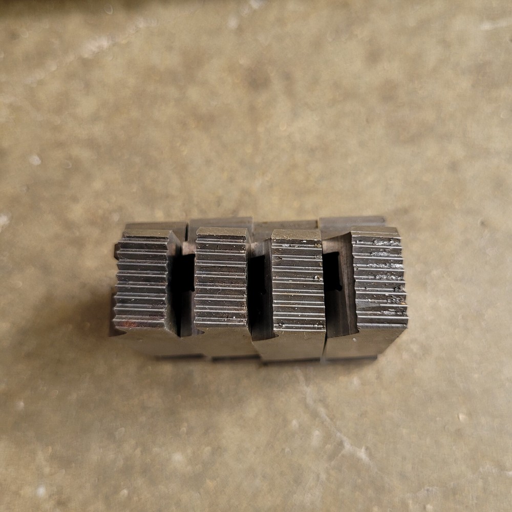 Geometric Thread Chaser 1-3/4 CA Head Size Chaser Set 7/8-14