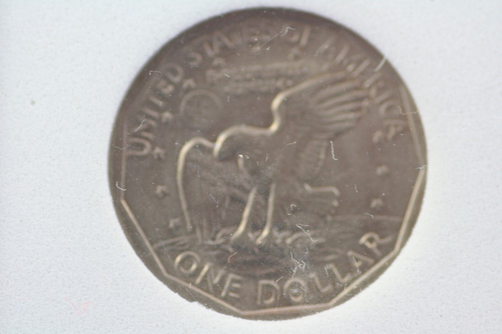 1979 P Susan B Anthony Dollar in plastic case