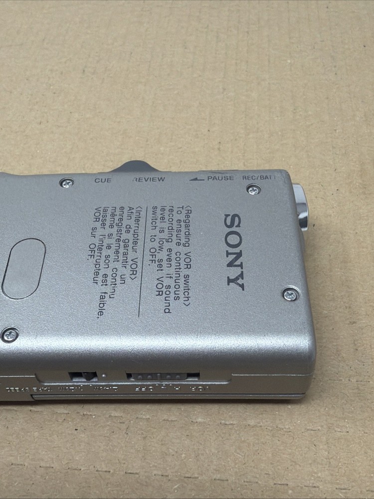 Sony M-530V Handheld Cassette Voice Recorder Untested