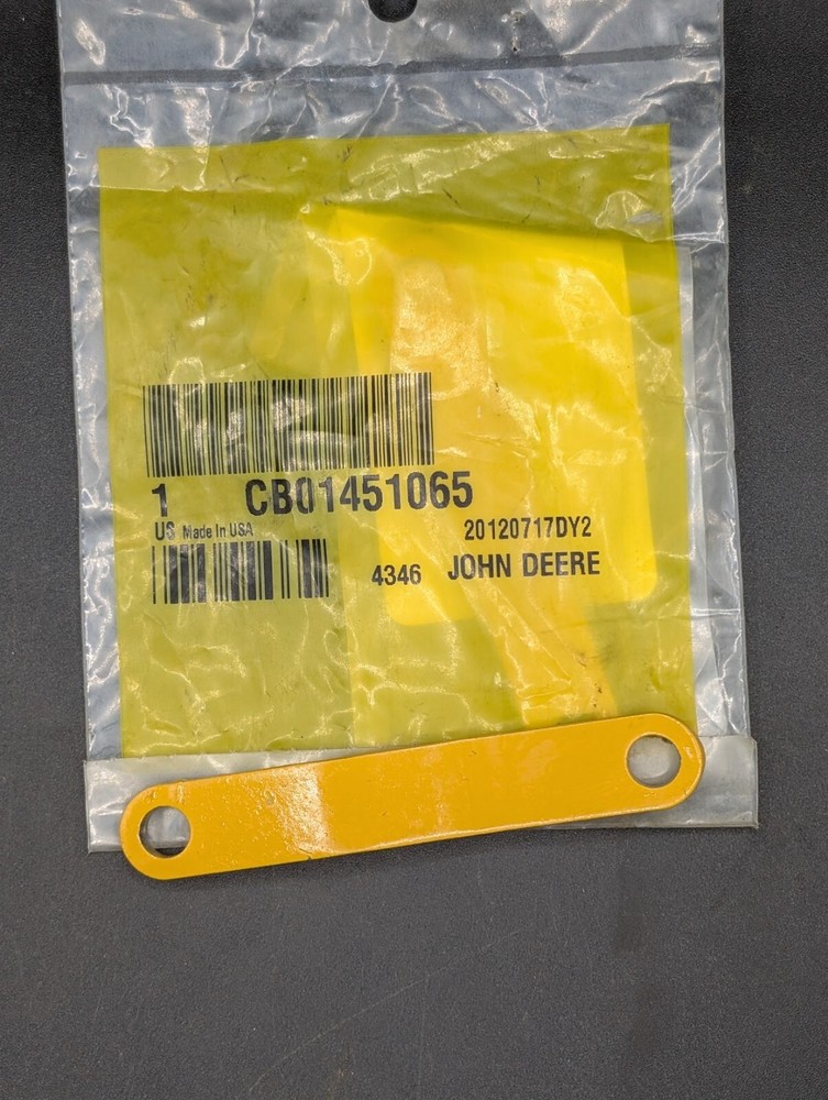 CB01451065: Bucket Leveling Linkage for 210LE