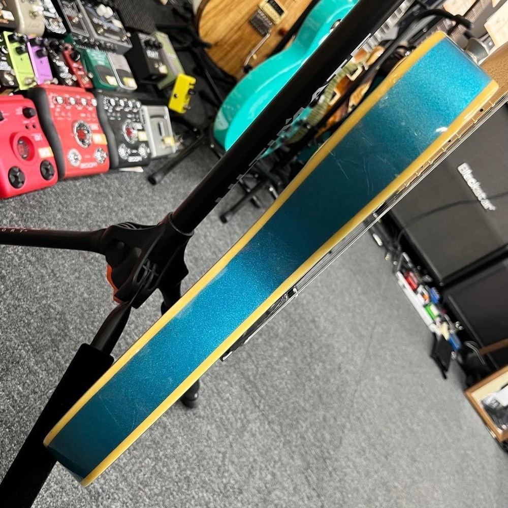 Bacchus metallic blue binding Safe Packing!