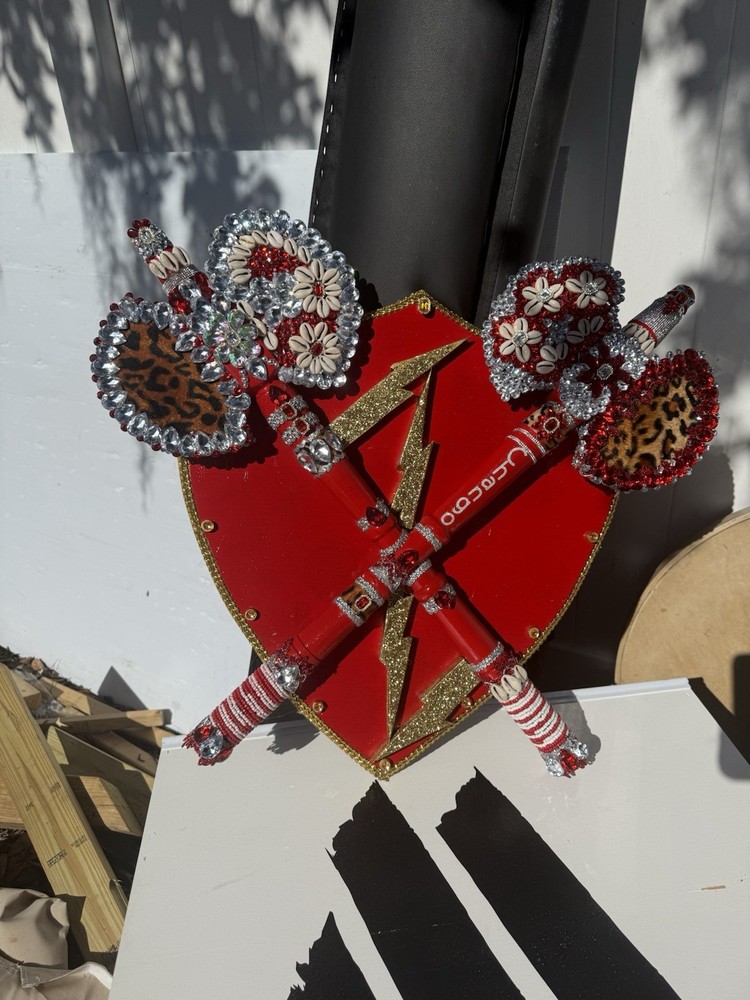 Hachas Decoradas Para Chango