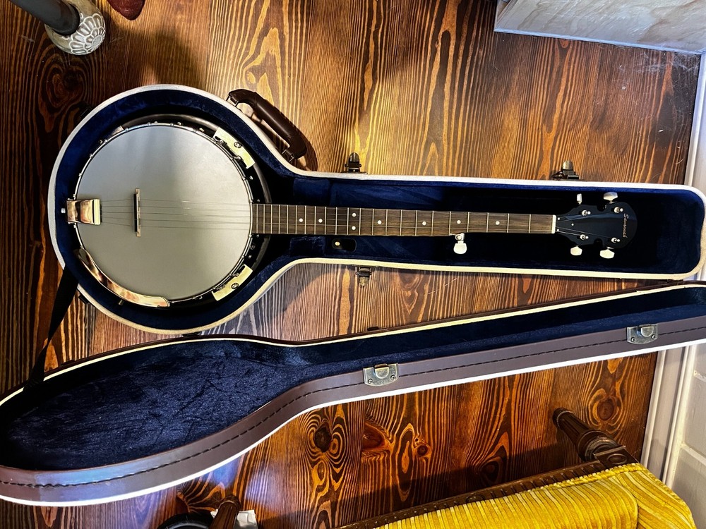 Left Handed Savannah Banjo