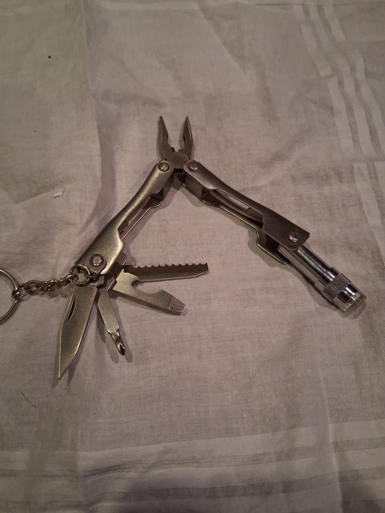 Compact Leatherman Style Multi-tool