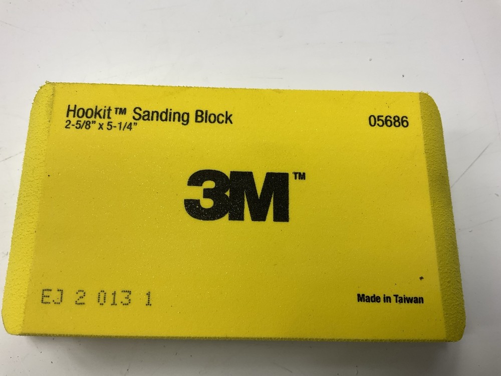 3M 05686 2-5/8" X 5-1/4" Hookit Hand Sanding Block