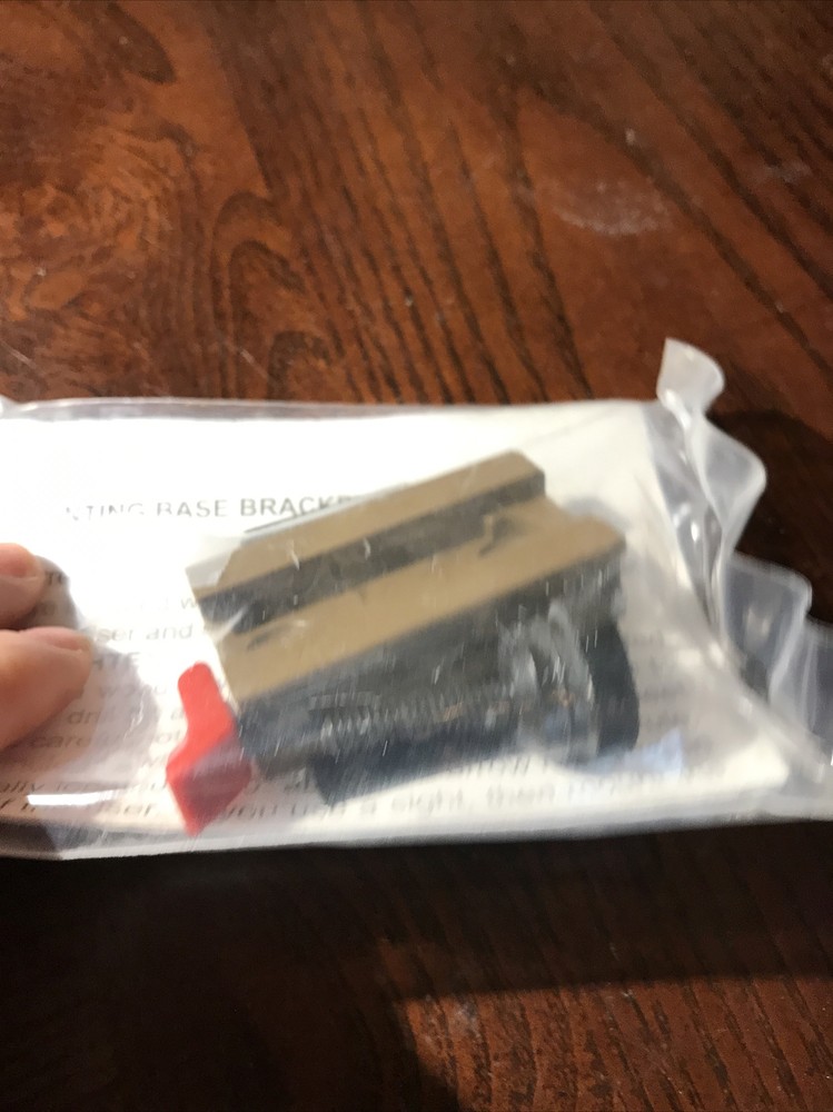 Mounting base bracket on bow