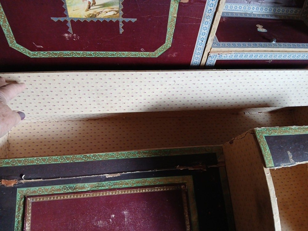 Antique Steamer Trunk with Tray
