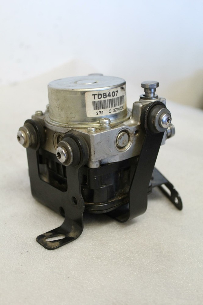 2014 Triumph Tiger Explorer XC ABS OEM ABS PUMP MODULE