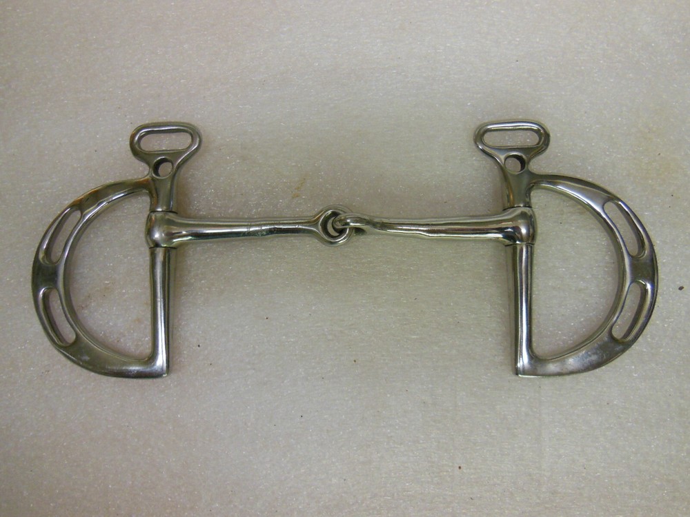 6" SNAFFLE BIT with D-Ring - NEW w/o Tag