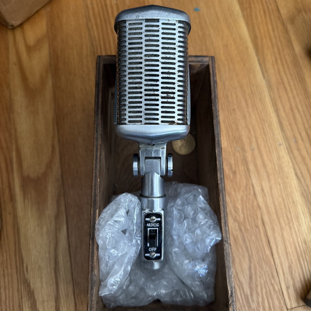 ASTATIC 77L DYNAMIC MICROPHONE Not Tested.