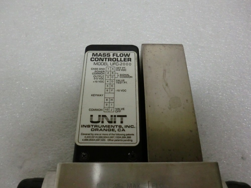 Unit Instruments Mass Flow Controller UFC-2000