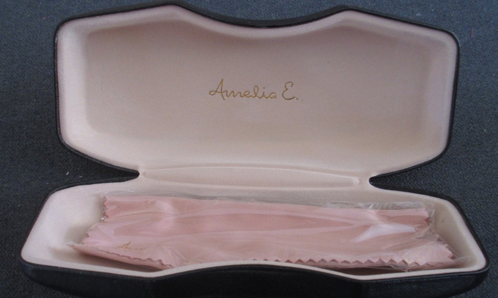Amelia E. Eyeglass Case & Cleaning Wipe