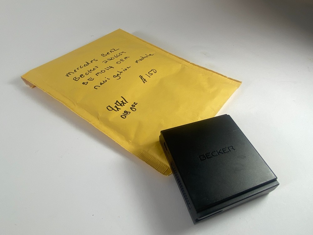 Mercedez Benz Becker 2406659 BE M014 OEM Navigation Module