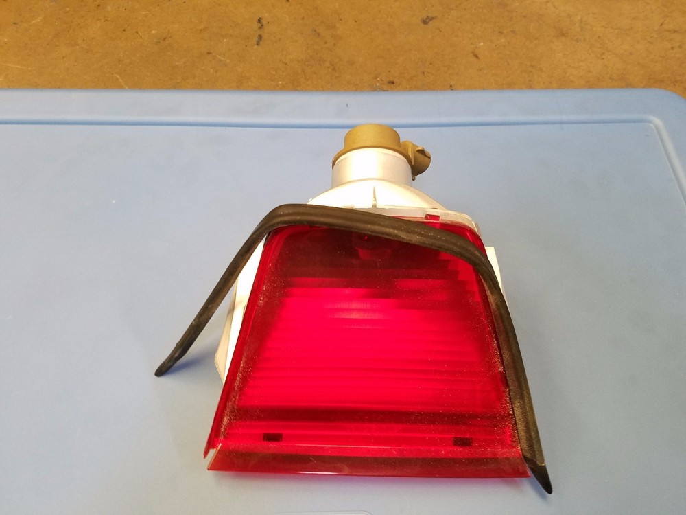2000 2001 2002 LINCOLN LS THIRD BRAKE LIGHT