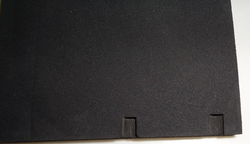 1/2" CLOSED CELL BLENDED EPDM SPONGE W/ADHESIVE ONE SIDE