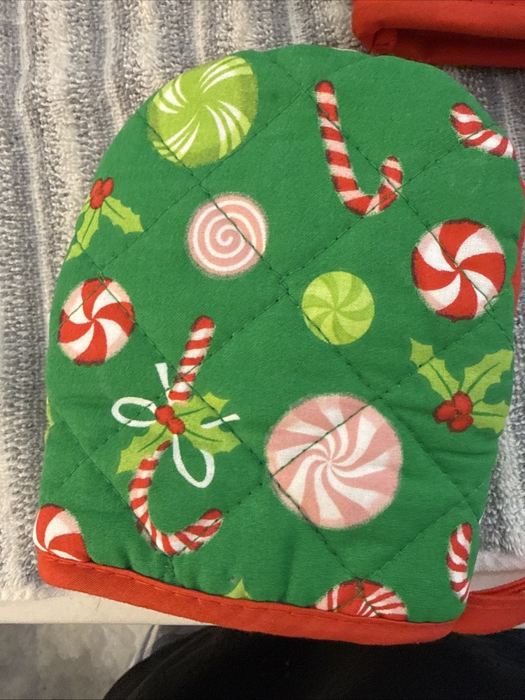 Four Mini Christmas Oven Mits Mini Oven Mitts