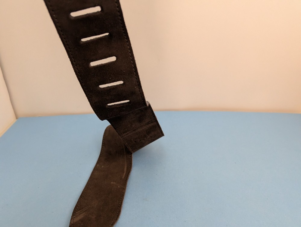 Perri's Leathers Brown Guitar Strap Canada