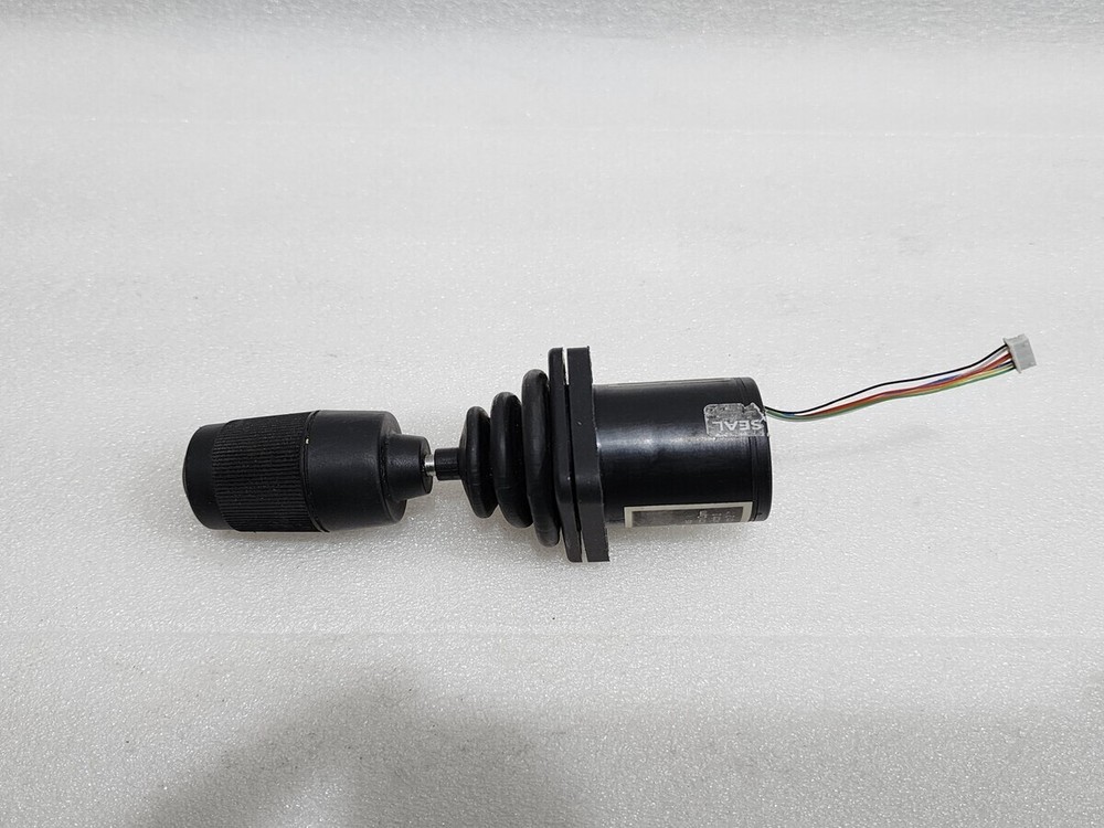 CH PRODUCTS HALL EFFECT JOYSTICK 5VDC