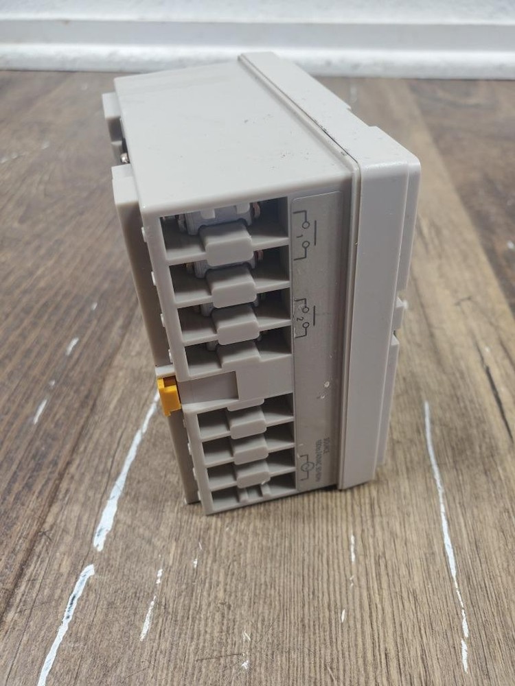 W64 ♻ Omron H5L-A Digital Time Switch ♻