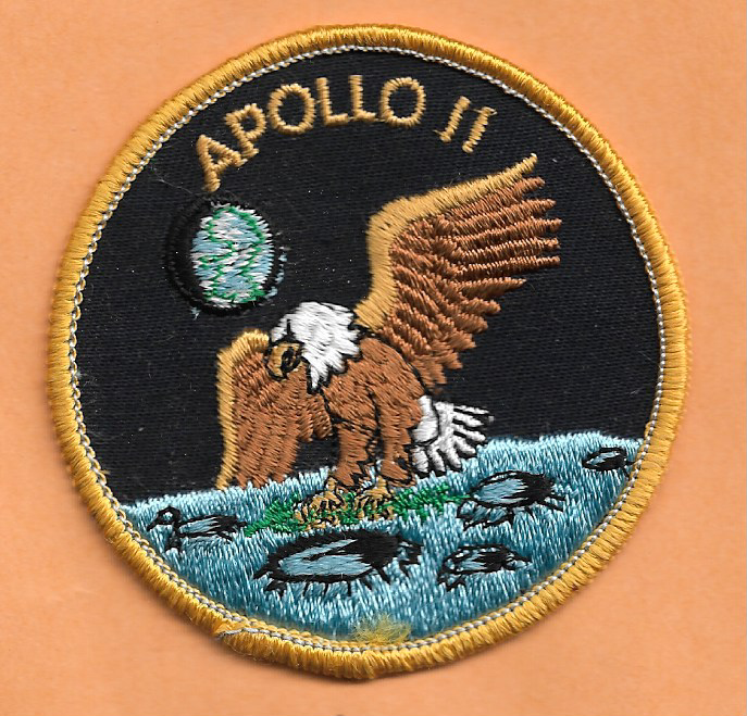APOLLO 11 EAGLE HAS LANDED 3" SPACE PATCH