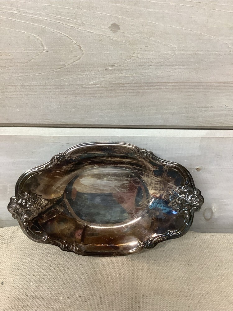 International Silver Co Silver Plated Tray 448 Flower Pattern