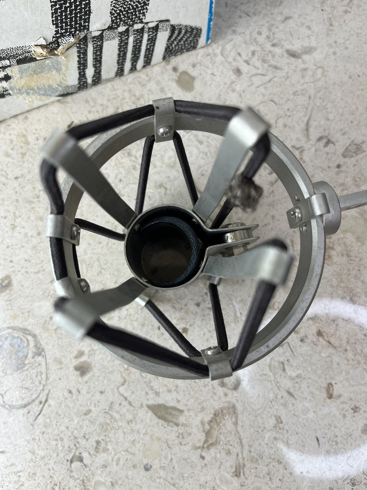 TELEDYNE MA-034 Shock Mount - Microphone Accessory