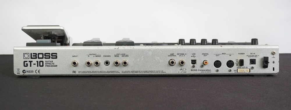 Boss GT-10 Guitar Multi Effects Processor Pedal / Floor Board