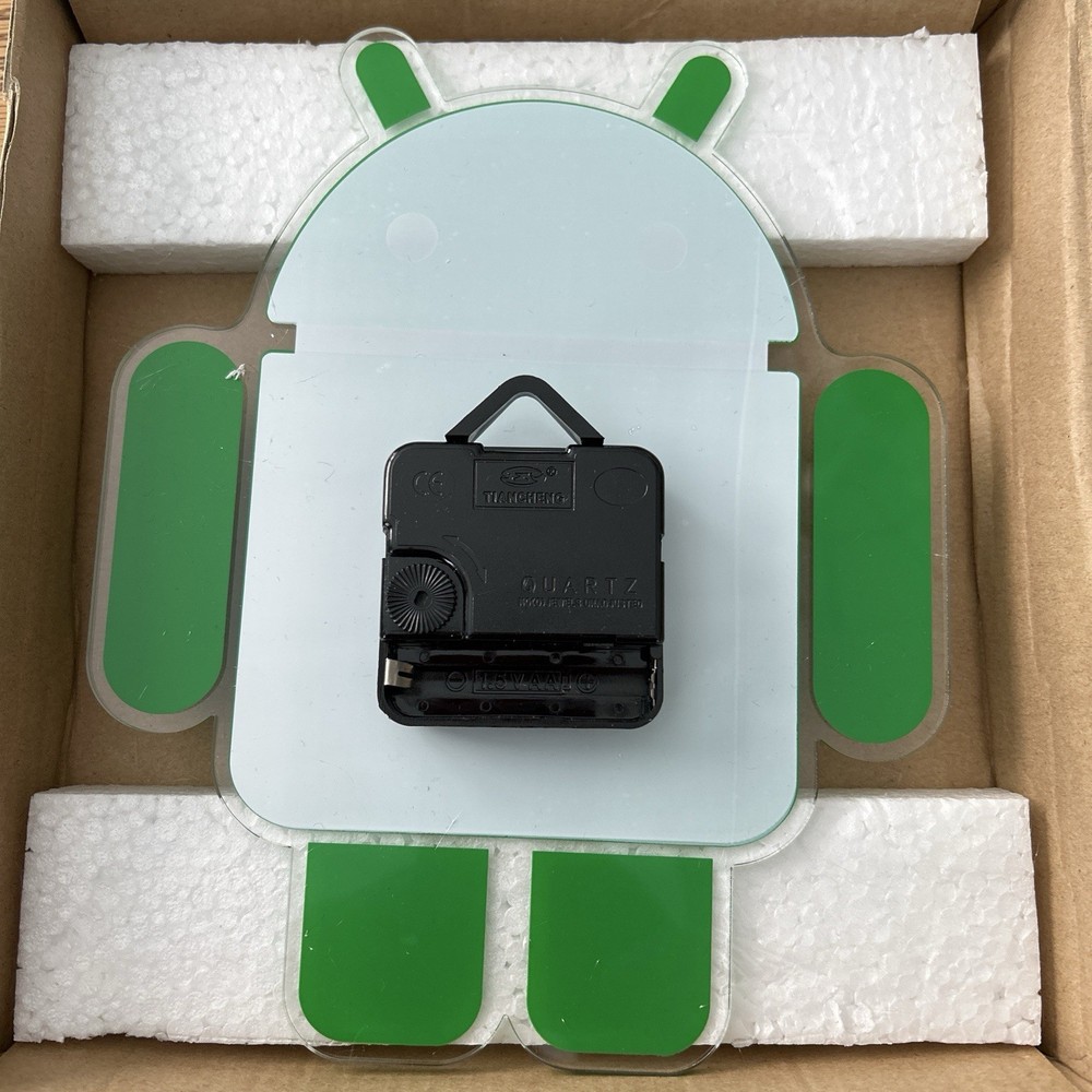 Android Analog Robot Clock “Bugdroid”