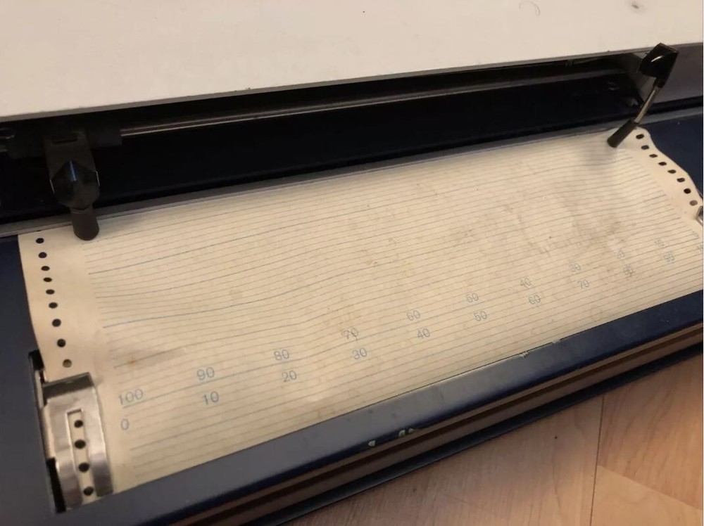 LKB Bromma 2210 2-Channel Chart Recorder Linear Tested!