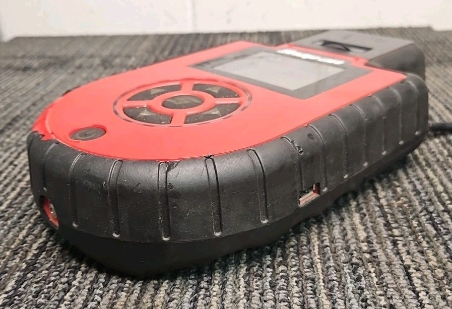 Snap-On Tools EECS304C MicroVAT Battery Tester - TOOL ONLY