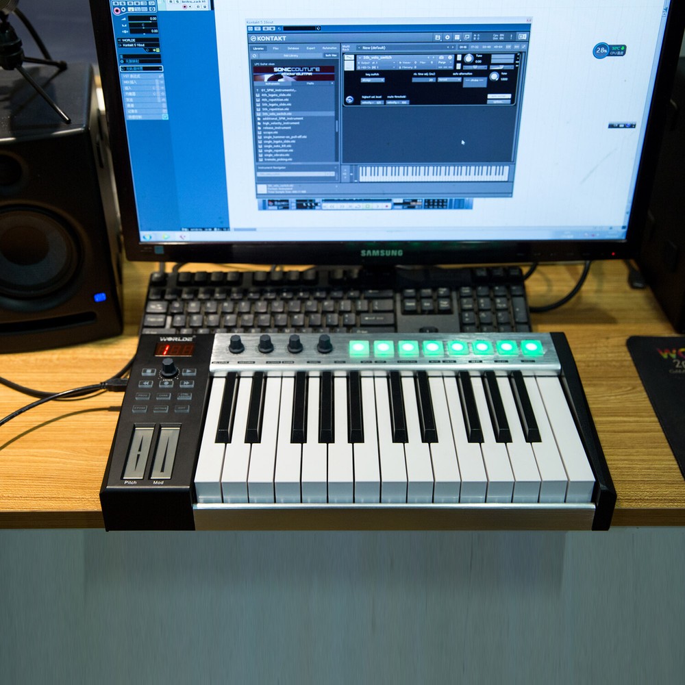 WORLDE Blue whale 25 key USB MIDI Controller Keyboard Trigger Pads w/ USB Cable