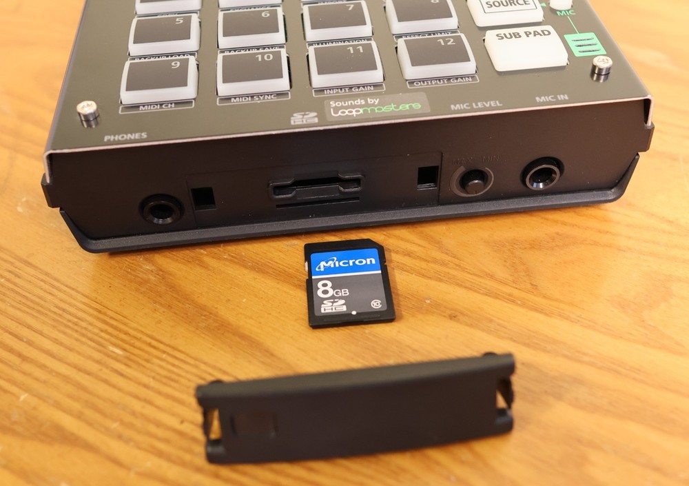 Roland SP-404A Linear Wave Sampler Mint condition