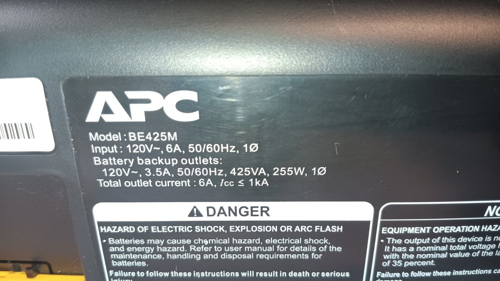 APC Back UPS 425 Battery Back Up + Surge Protector BE425M