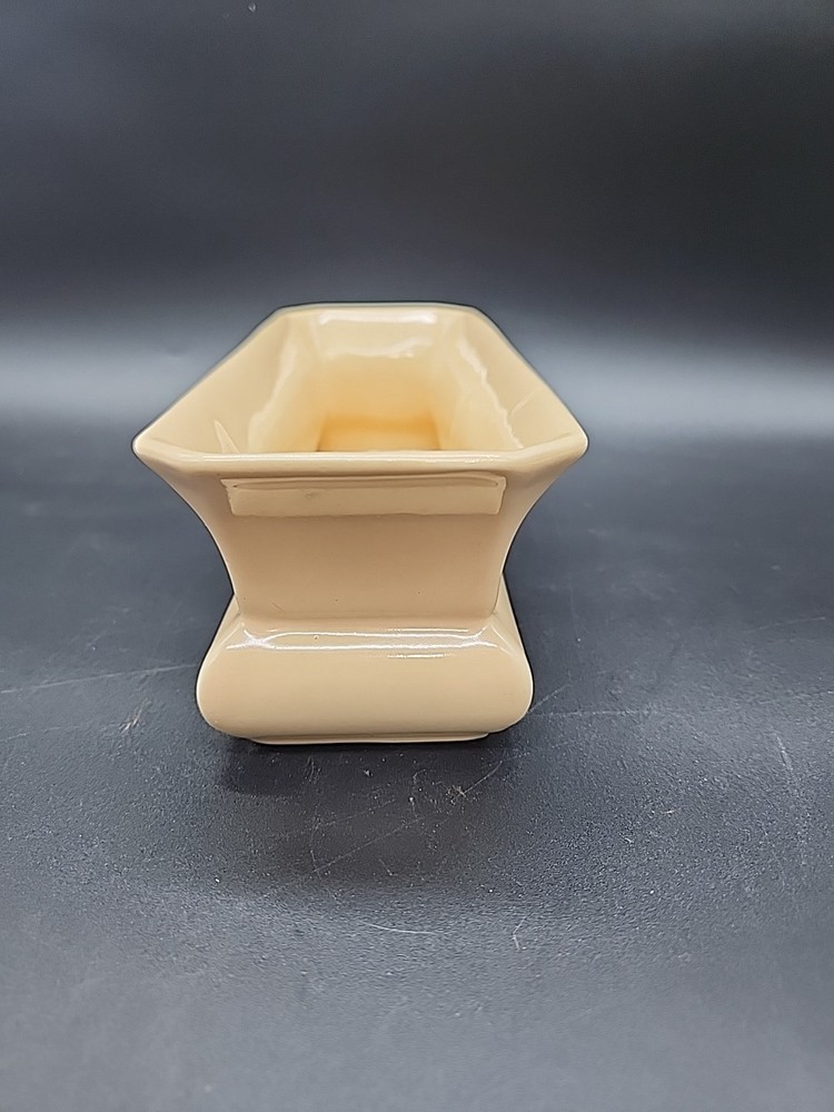 Abingdon usa pottery Cream Planter Box #437
