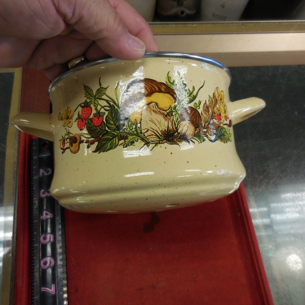 Mushroom TWO HANDLED Strainer/COLANDER Enamelware