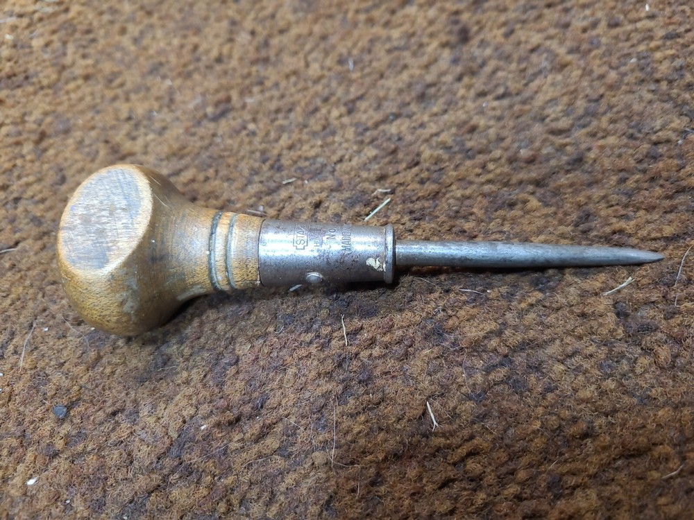 Vintage Stanley No7 Awl