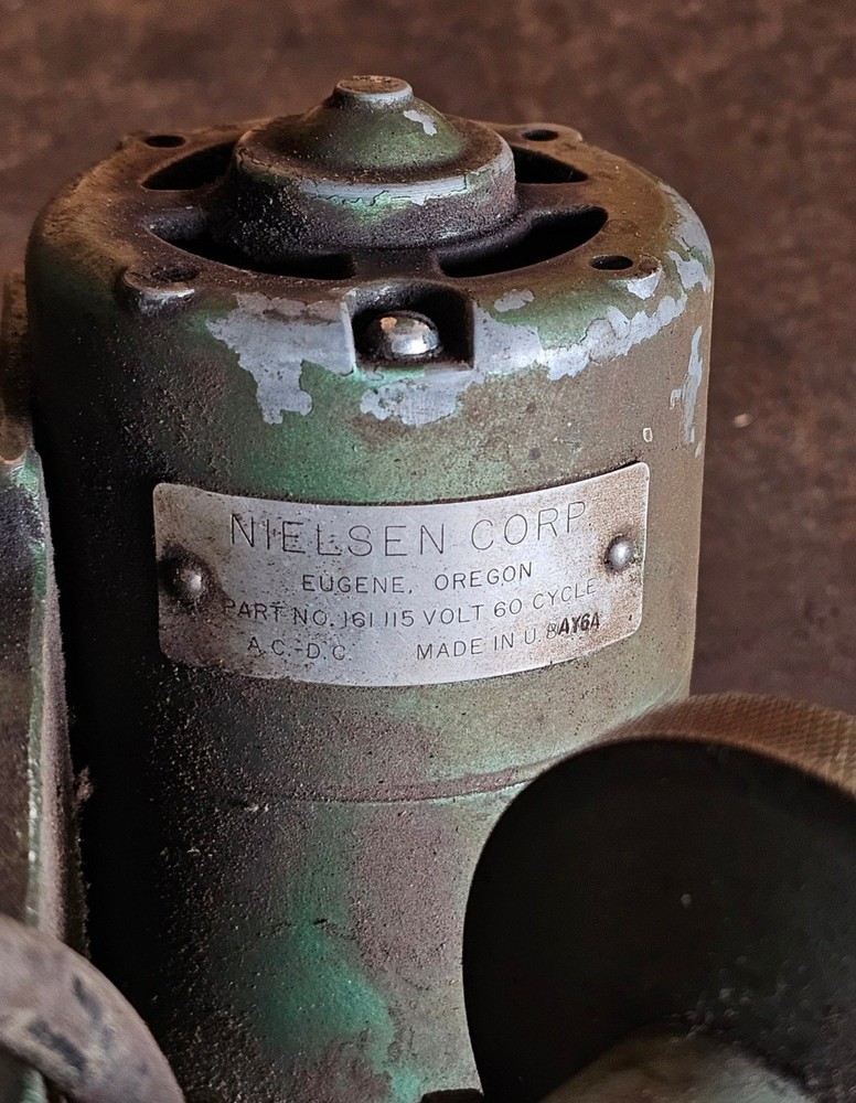 Nielsen model 100-b chain grinder