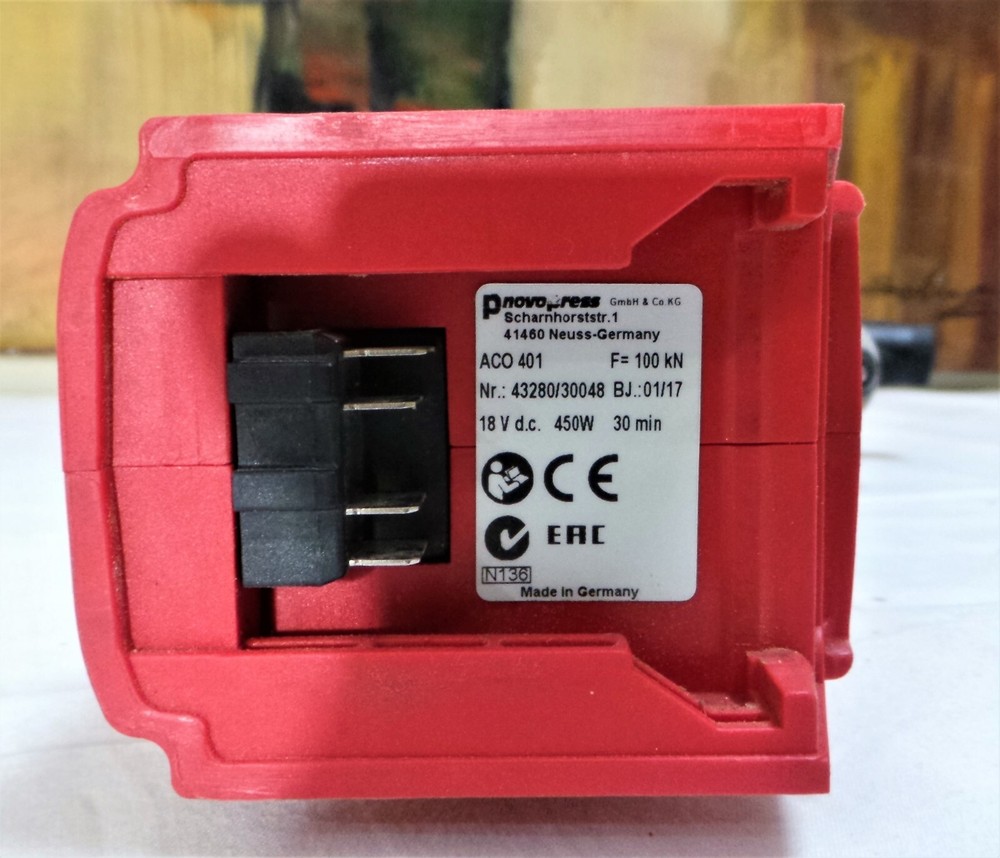 NOVA PRESS ACO401 Battery Pressing Tool with Case.