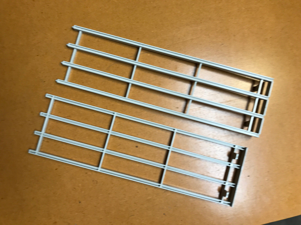 TLA-704 Plastic VXI module guides - working system part-out