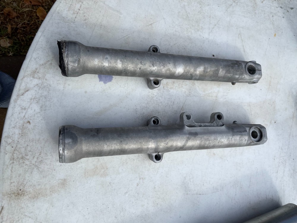 Harley Davidson shocks - 1 pair