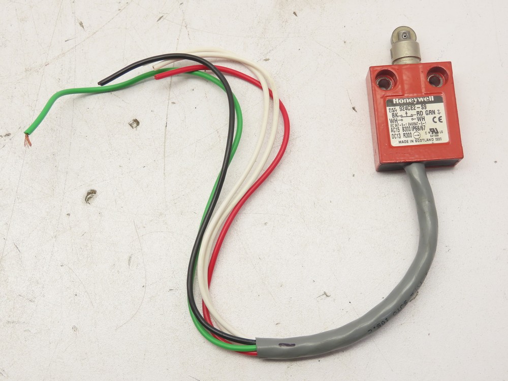 Honeywell 924CE2-S9 Micro Limit Switch