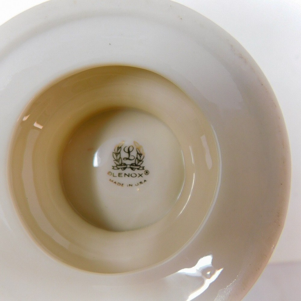 Lenox Judaic Collection Kiddush Cup Embossed Ivory Octagonal Shape 10 oz. New