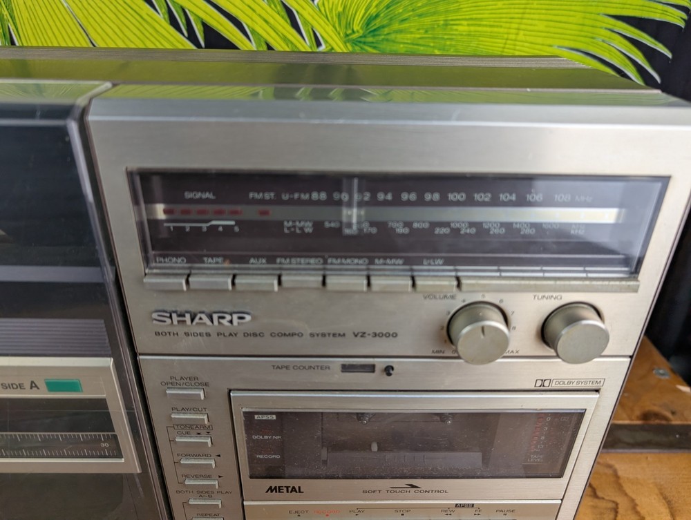 Sharp VZ-3000 Compo System Vintage Retro 1980s Turntable