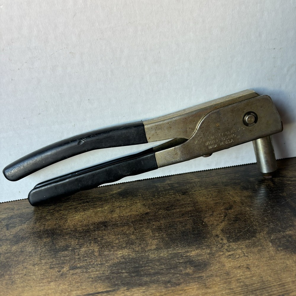 Stanley Tools USA Heavy Duty Riveter MR-88