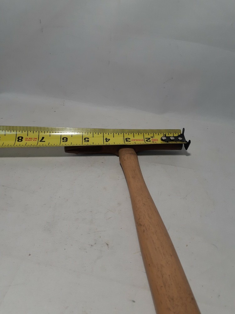 Vintage GW Mount Tack Hammer With Claw,