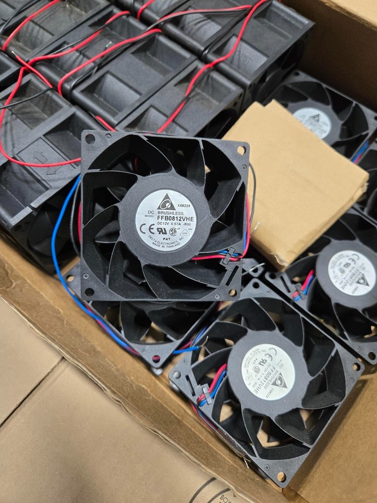 15pk - DELTA FFB0812VHE DC BRUSHLESS COOLING FAN