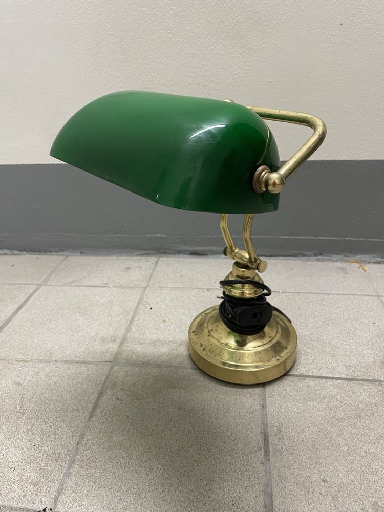 Churchill Table Lamp