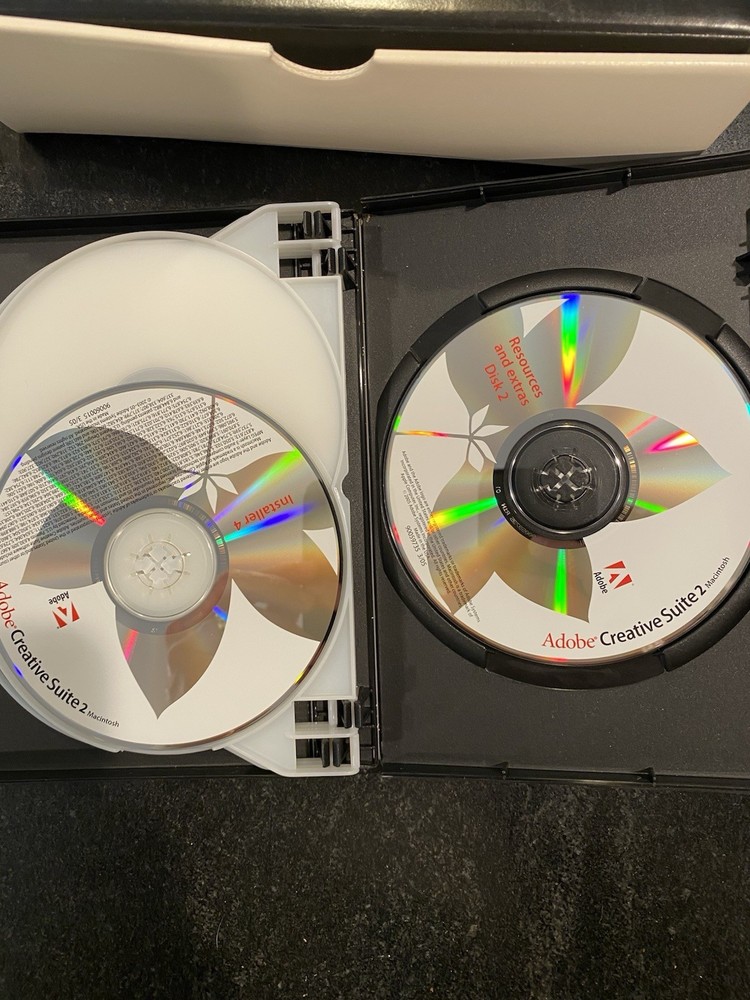 Adobe Creative Suite 2 Premium Education for Mac - Complete 6 Disc Set